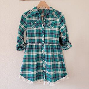 NWT - Star Ride Plaid Dress With Tab Sleeves & Lace Trim - Size L (14/16)